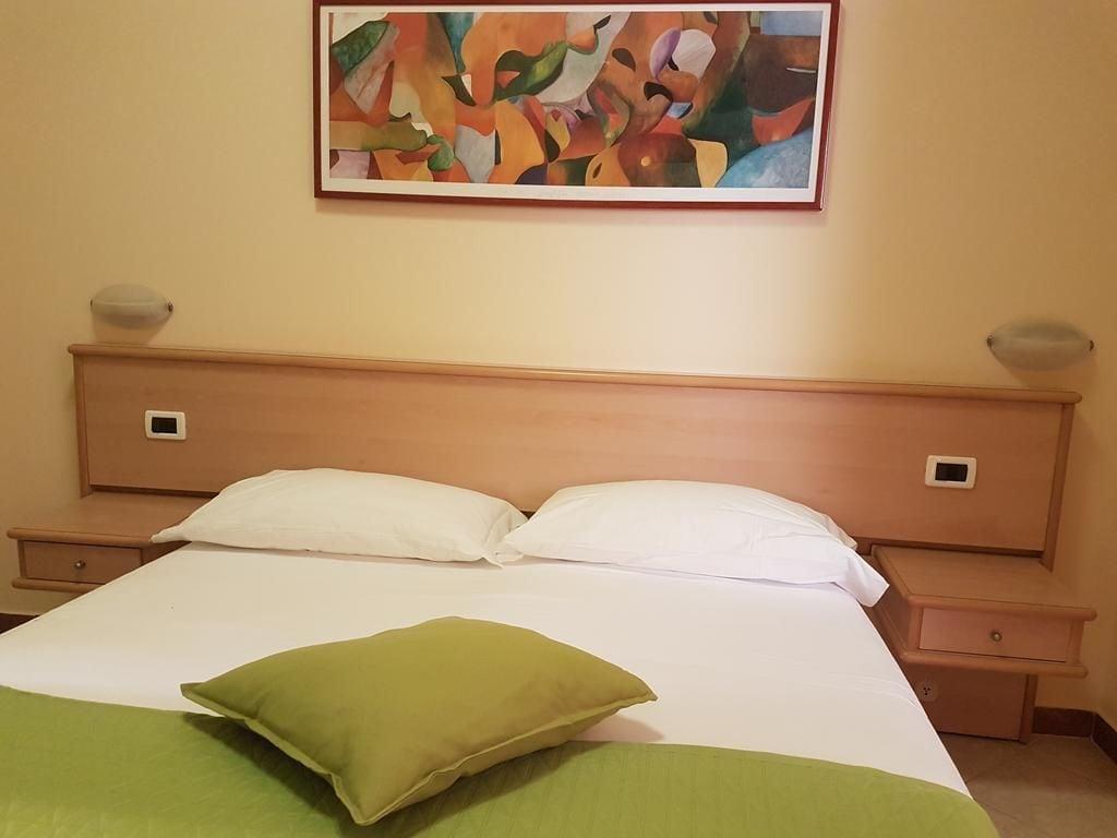 Hotel Astor ピサ エクステリア 写真