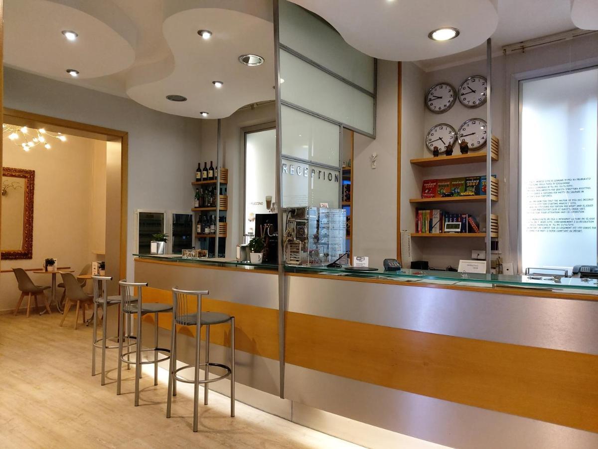 Hotel Astor ピサ エクステリア 写真